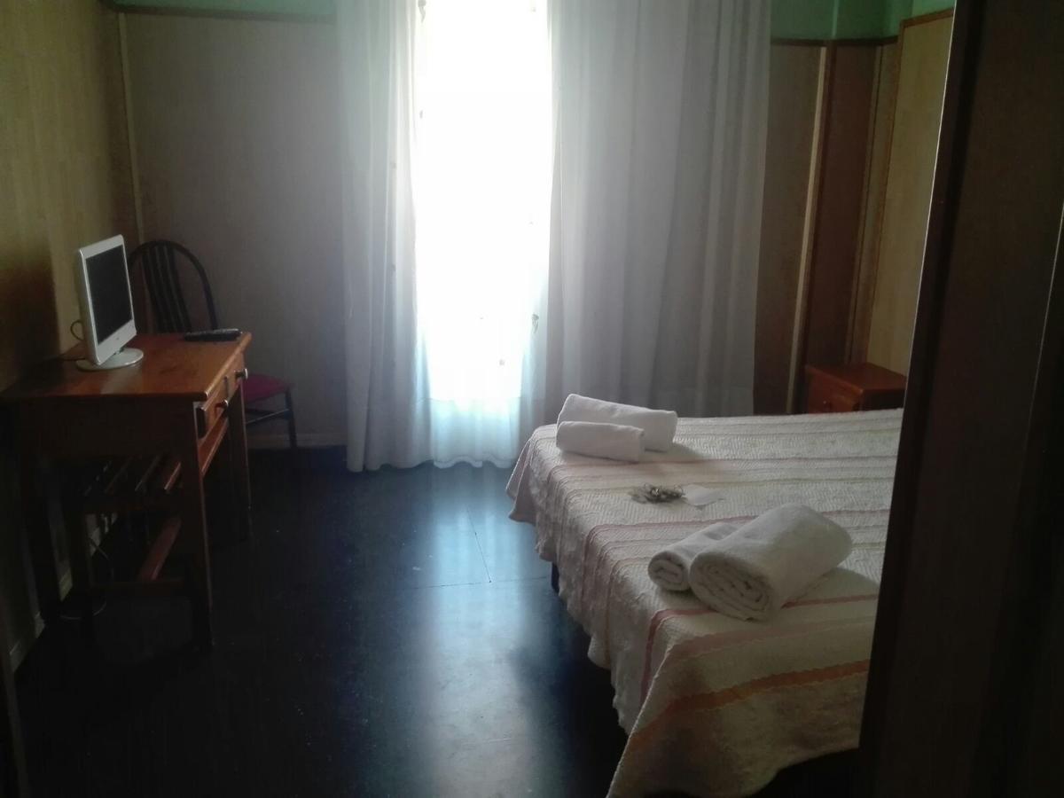 Hotel La Mina ปวยร์โตลญาโน ภายนอก รูปภาพ